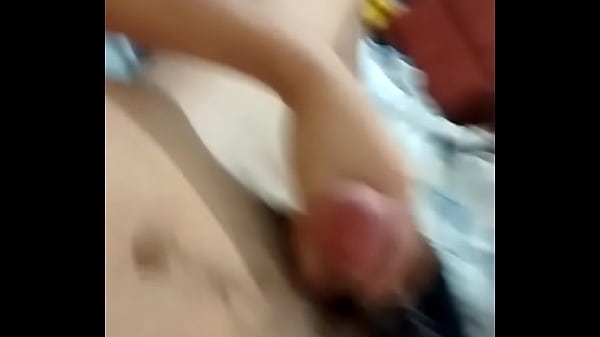 Solo en casa gay / Novinho safado / hot twink