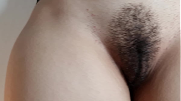 Play MP4 - Ele limpou o melzinho da minha buceta peludinha com minha calcinha vermelha e deixou ela toda melada&period; - Inmymound