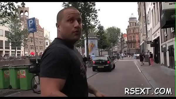 Slim babe gets her sweetbald peach licked with_excitement