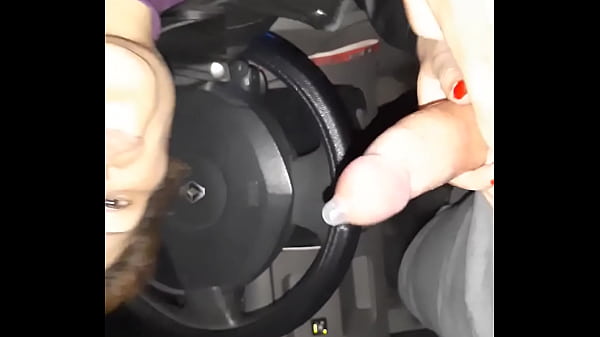 Play MP4 - El Conductor de una aplicaci&oacute;n me puso m&uacute;sica me puse cachonda y esto fue lo que pas&oacute;&period;&period;&period;