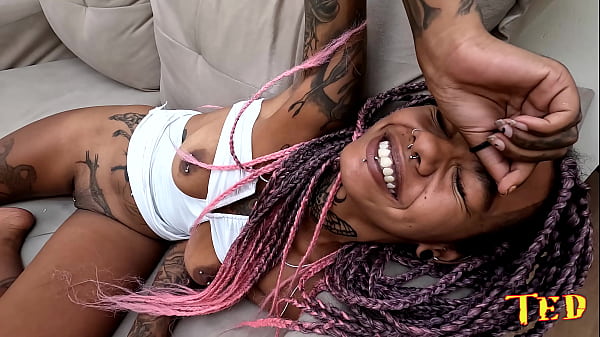 Play MP4 - Ele acabou com as pregas do meu rabo - Sophia Chocolate