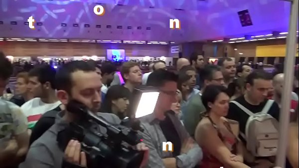 Play MP4 - massage sexuel en public