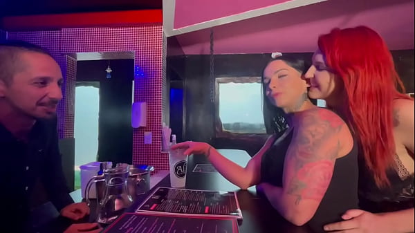 Aquela festaonde tudo pode_acontecer