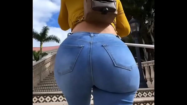 Nonton Sexy Manilla thumbnail