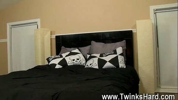 Gay erotic mexican movies Muscled daddy Collin likes to get a little