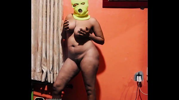 Play MP4 - fresh and clean Princess Zara