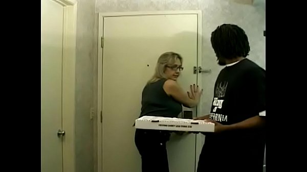 Play MP4 - Black fellow who is big fan of reggae music helps mature white woman Wanda Lust to remember the good old days