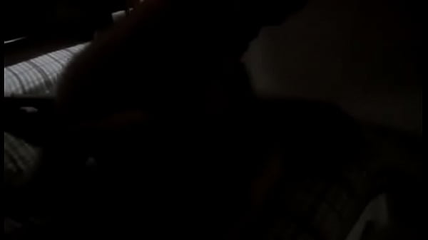 Joven dando sexo duro