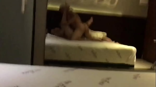 Nonton A973ba69-08b3-4905-8306-4de6c6ddff10.mov thumbnail