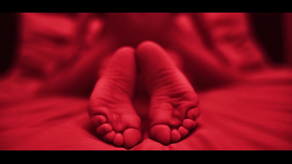 Girl has intense lesbian sex with roommate and unbirths her vore trailer