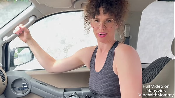 Play MP4 - Stepmom Tells Me a Secret