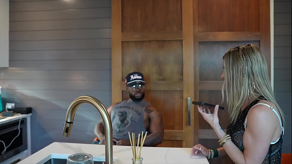 So i definitely need more girl&rsquo;s nights out ⭐️ thefitfreakk2 cassiebsman 