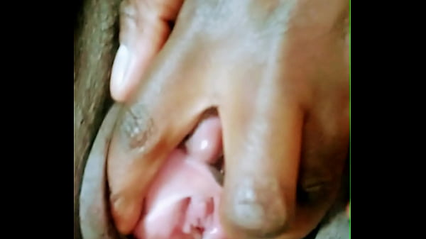 Spreading for cock and squirting