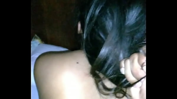 Novinha dando a buceta gostoso