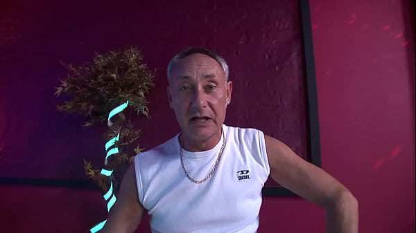 Nonton Lucie Love Fuck By Paul Black thumbnail