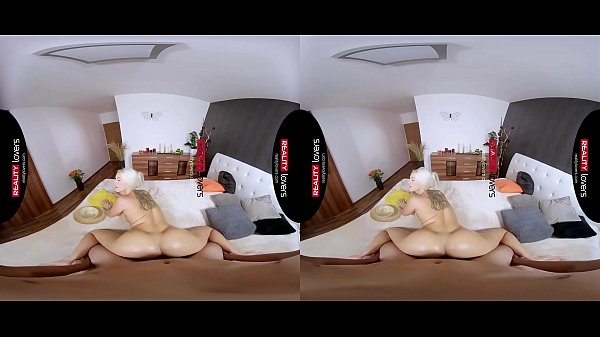 RealityLoversHe is fucking my oiled_Booty