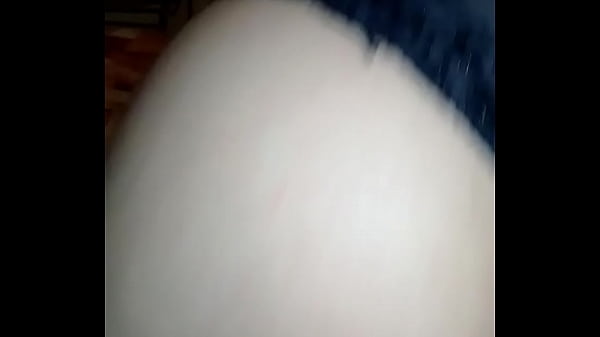 Play MP4 - Mi novia cogida le encanta la verga