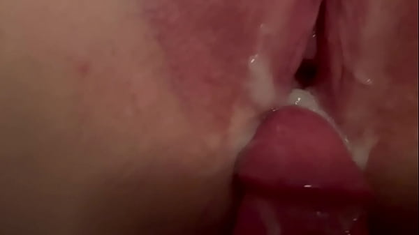 Dumping a thick load into her gaping pussy for a messy creampie