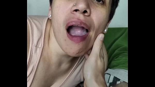 Play MP4 - Licking cum from fingers   bonus track&colon; Quickie&excl; Blowjob and cumplay