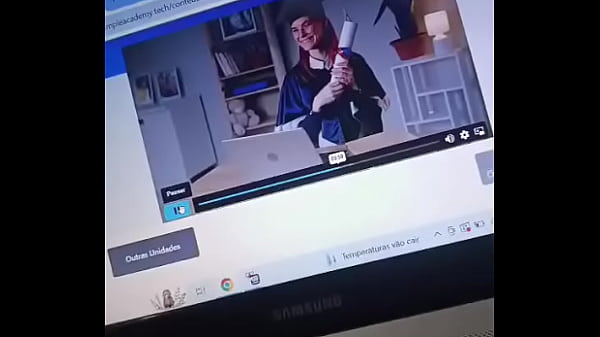 Nonton Fudendo A Bucetao Da Mulher Do Meu Amigo De Escola Em Um Hotel Em S&atilde;o Paulo thumbnail