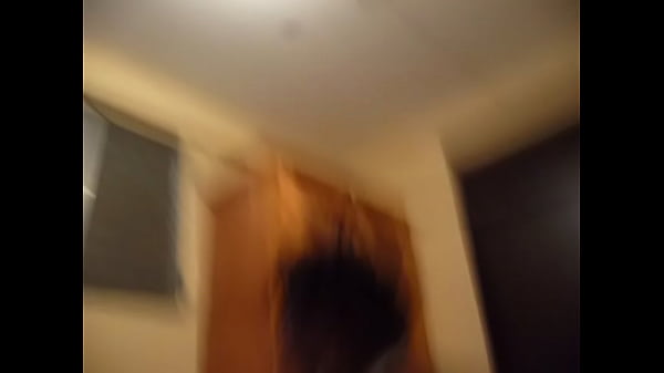 Dando una buena mamanda mi negrita de 18 a&ntilde; 