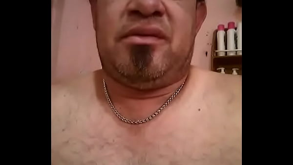 Maduro oso enga&ntilde_ado