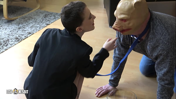 Petplay Lou Nesbit LiaLouise