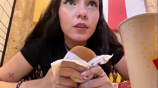 OYE MELO VAS_A METER_O PAGARÁS POR LO QUE COMES PORNO EN ESPAÑOL