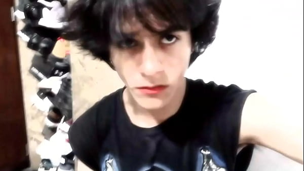 Pendejo deja la paja y hace mewing (sale mal)