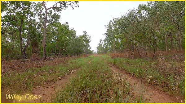 Play MP4 - I got caught making a video fully nude in public by a runner