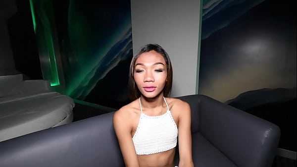 Play MP4 - Thai Ladyboy Benzey Fucked Bareback