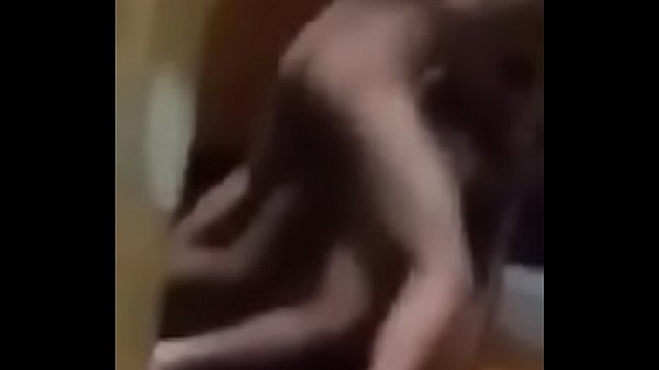 Play MP4 - Macho dominador socando gostoso no meu rabo