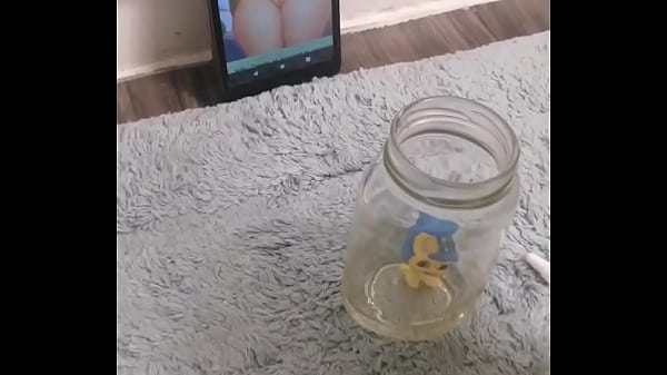 Play MP4 - Ansiedad se masturba con Alegr&iacute;a y Alegr&iacute;a la castiga