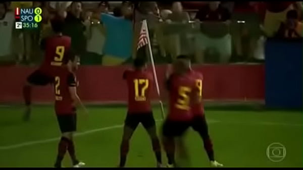 Botando na galeguinha 