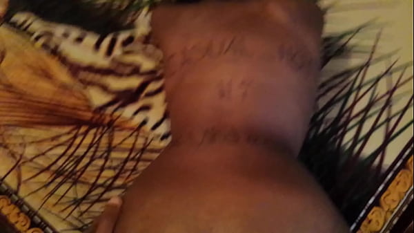 Me follo a sexy putita mientras estamos solos la conoci en