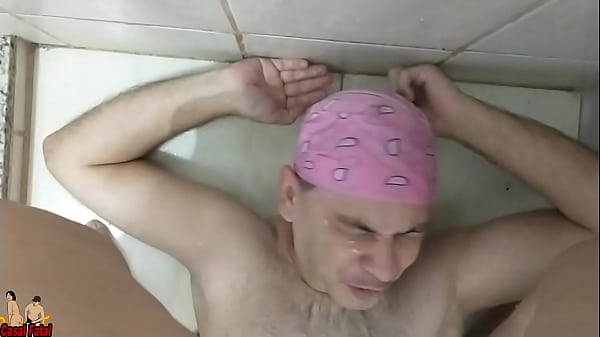 Wife Peeing On Husband Face thumbnail