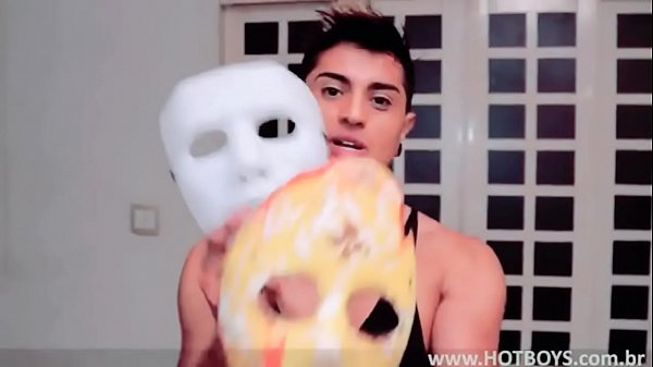 Play MP4 - Dois Super Dotados Misteriosos de 23cm e 24cm pra Gozar dentro&period;