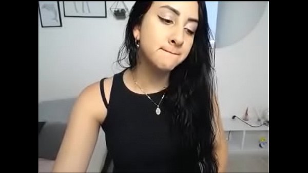 Alice 15 hot n sexy_columbian webcam model