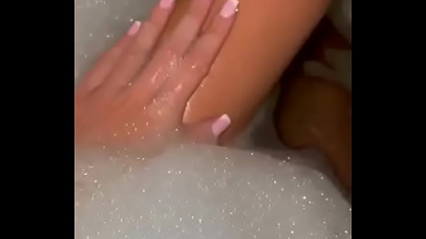 I love to touch myself 