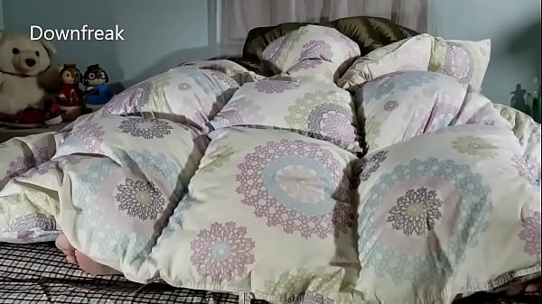 Skeaking Into Step-Sisters Room To Hump Her ComforterAnd Cum OnHer Shiny Jacket