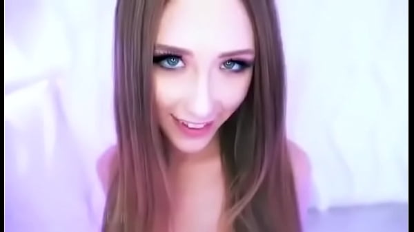 Nonton Girls thumbnail