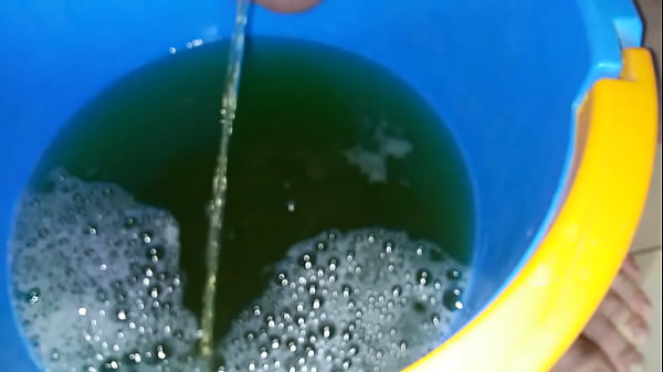 Ich muss schon wieder Pee. 