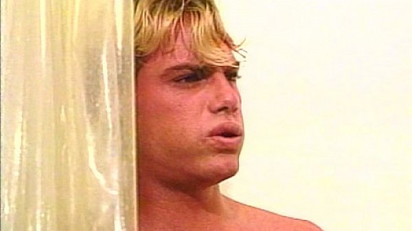 Pacific Sun - Travlin Wild - scene 2 - extract 1 