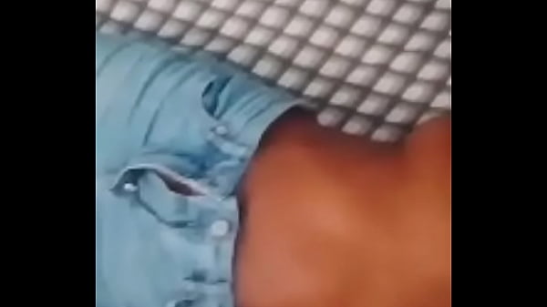 Nonton She Squirts Hard On The Hospital Bed thumbnail