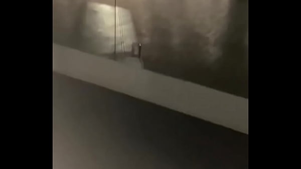 Play MP4 - Sucking dick in the gym