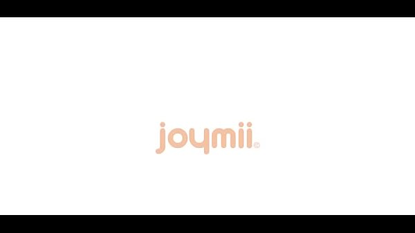 Nonton Softcore Loving Teen Rubs Love Tunnel thumbnail