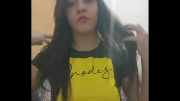 Nonton Dan&ccedil;ando Pelada No Espelho thumbnail