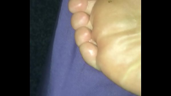 trim.AEEDC350-9448-45D3-8A27-ACA9D68DF5C2.MOV 