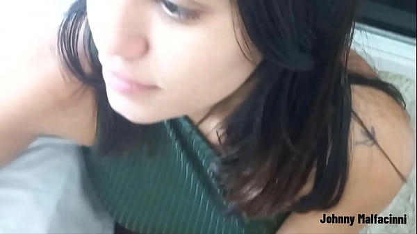 Play MP4 - Novinha gravou a foda com o namorado e caiu na net &excl;&excl;&excl;