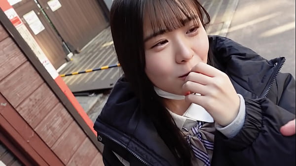 【ハメ撮り】恋愛をしているときが一番楽しいと思う恋に恋するイマドキ女子○生。天真爛漫で誰とでも分け隔てなく接するフレンドリーさが魅力！ thumbnail